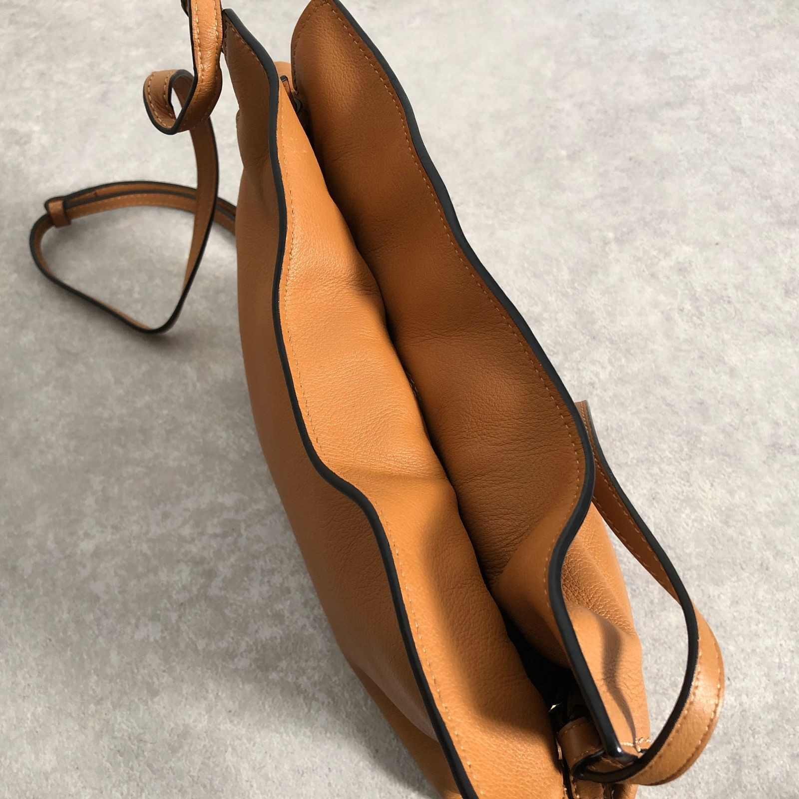 Loewe Flamenco Tan Leather Clutch Shoulder Bag Iconic Luxury Style