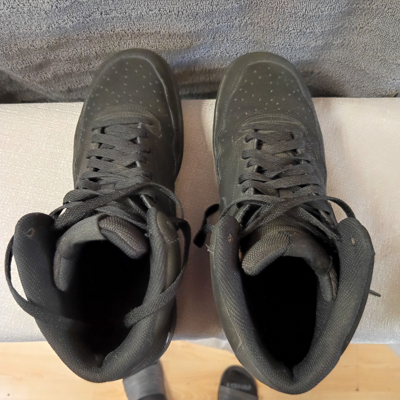 Nike Court vision Mid Black Size 10 1/2 Mens Shoes