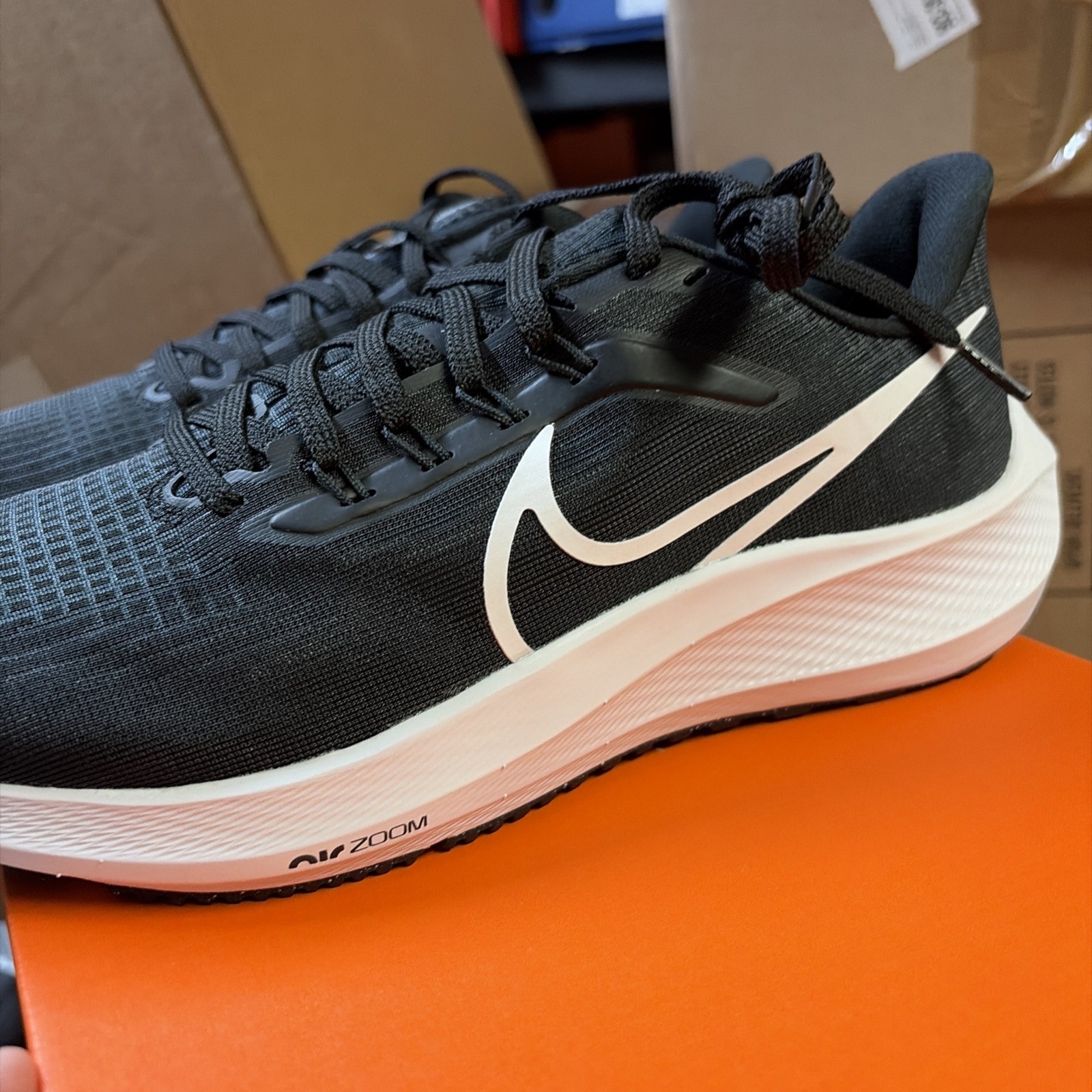 Mens Size 9.5 Nike Air Zoom Pegasus 39 Black White Grey Running Shoes DH4071 001