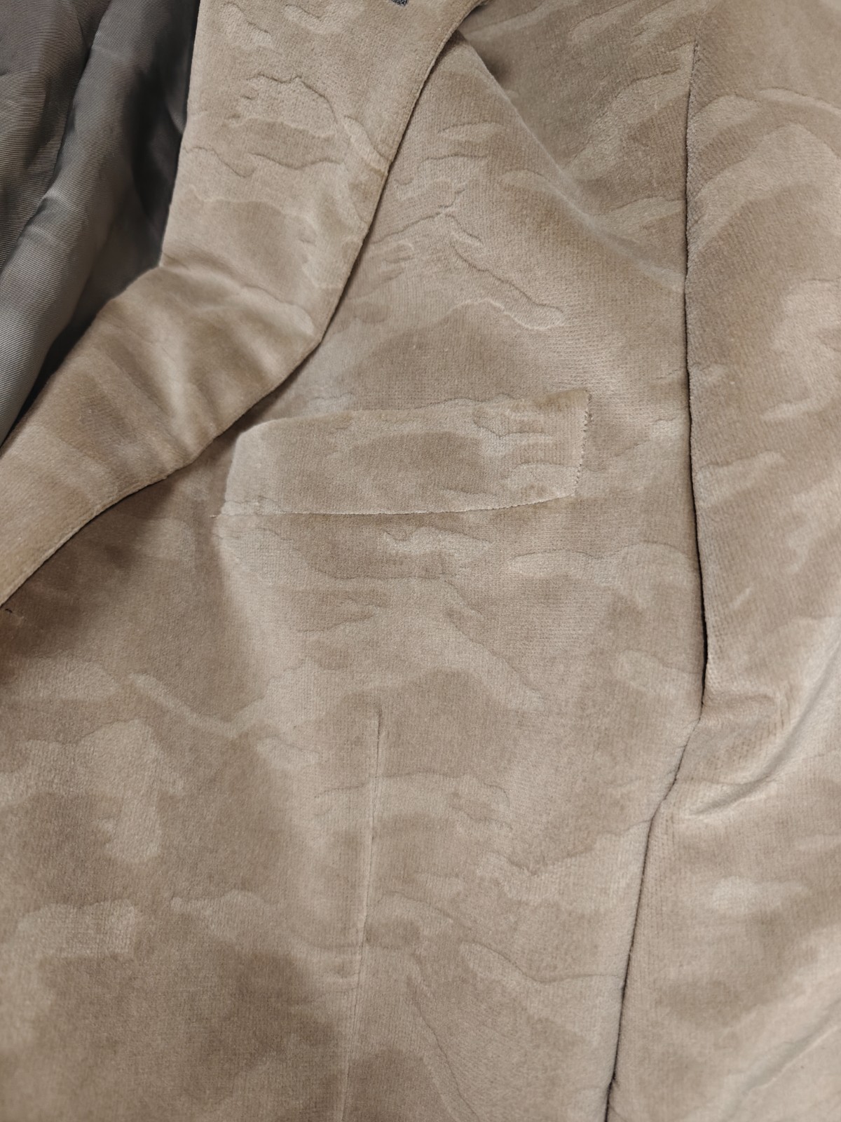 Hickey Freeman “Lindsey” Tan 100% Cotton Velvet Blazer Sport Coat Size 44R NWT