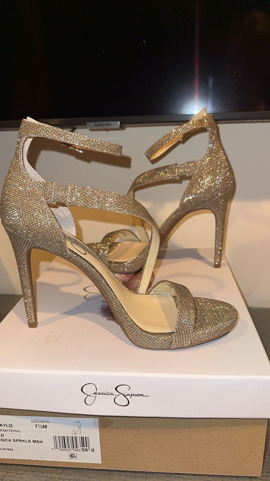 Jessica Simpson Gold Glitter Strappy Heels Women’s Size 7.5 M Open Toe Elegant