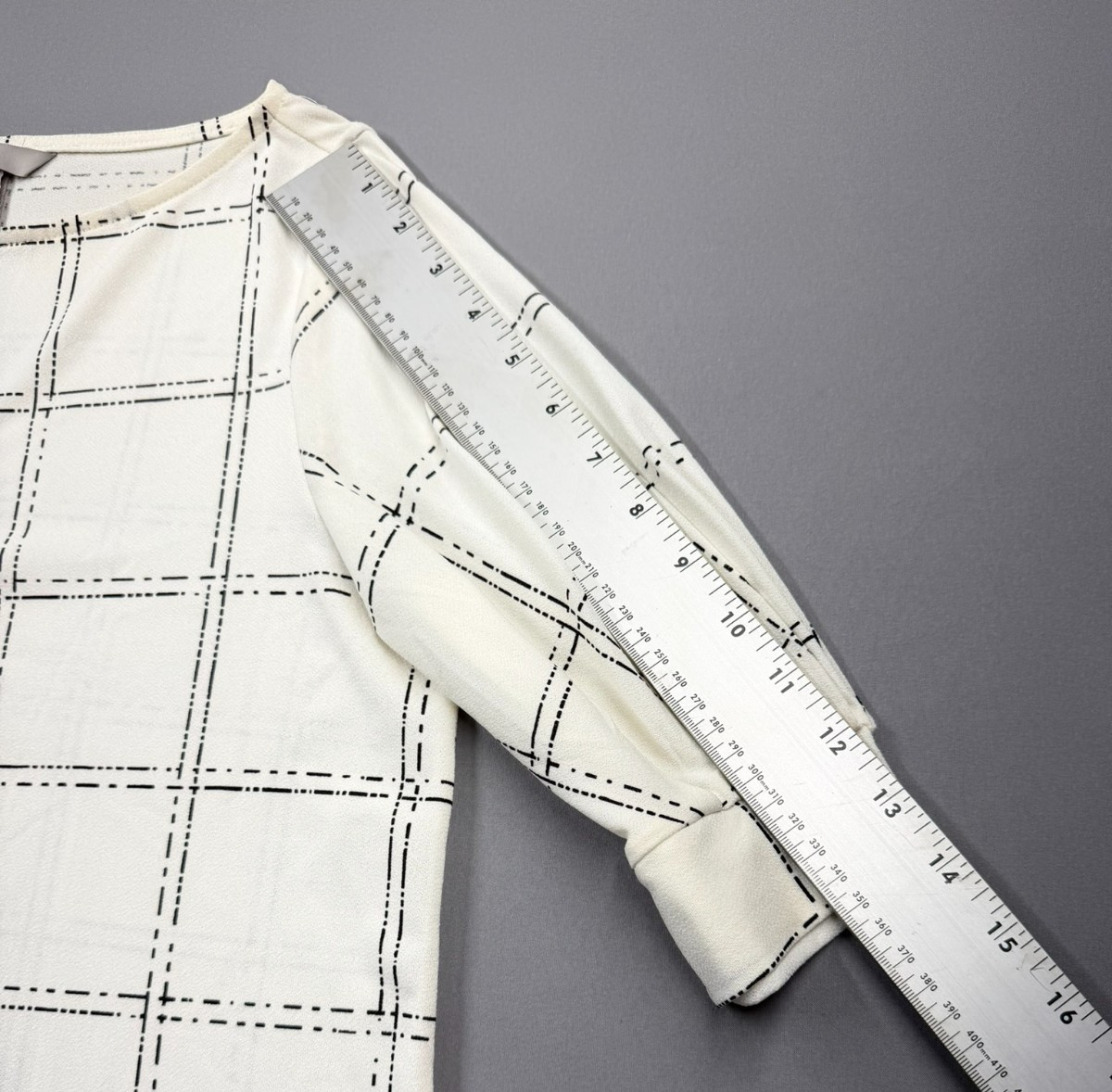 H&M Womens Small Blouse White Black Grid Check 3/4 Sleeve Minimalist Top