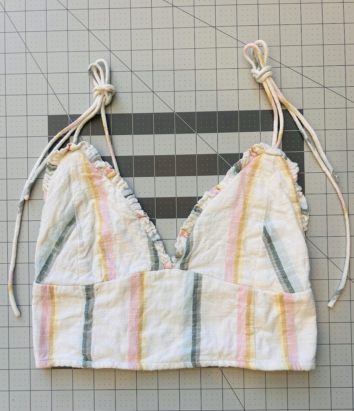 Billabong The Salty Blonde Striped Ruched Wireless Bralette Bra L/G/G