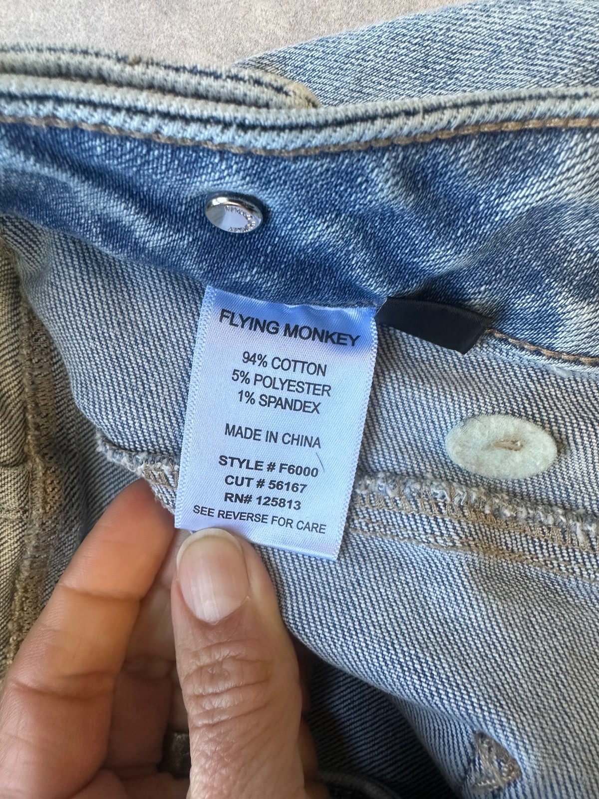 Flying Monkey Jeans Womens size 27 inseam 28 inches