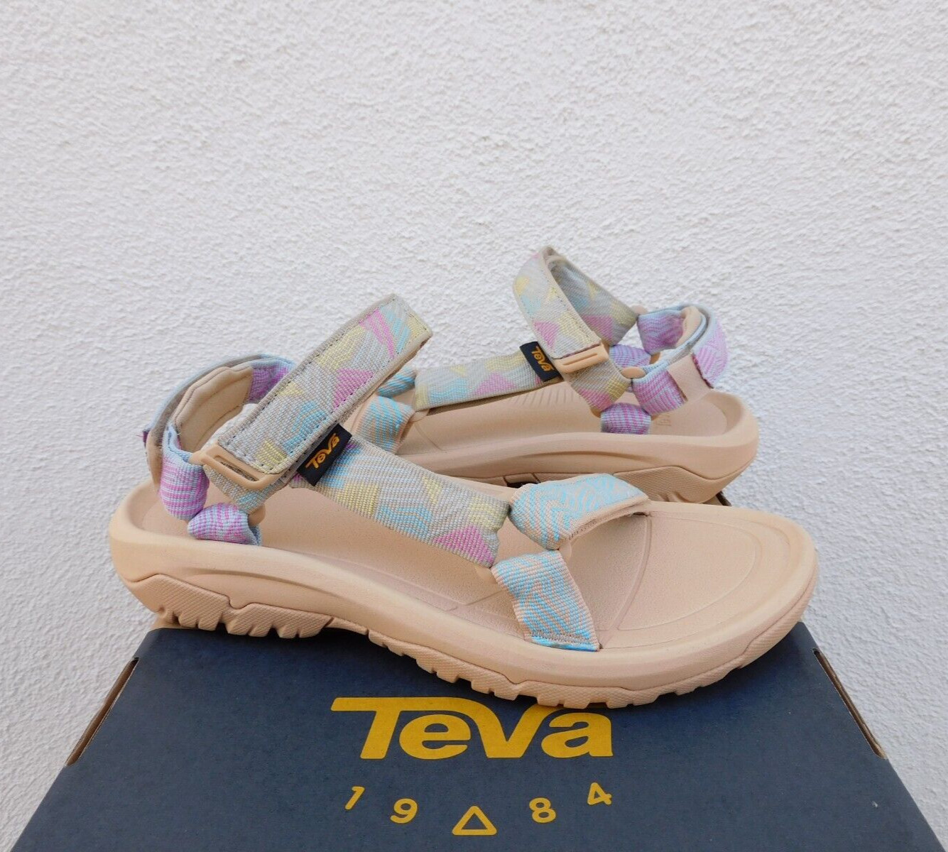 TEVA BORDERLESS TAN MULTI HURRICANE XLT 2 SPORT WATER SANDALS, US 10/ EUR 41 NEW