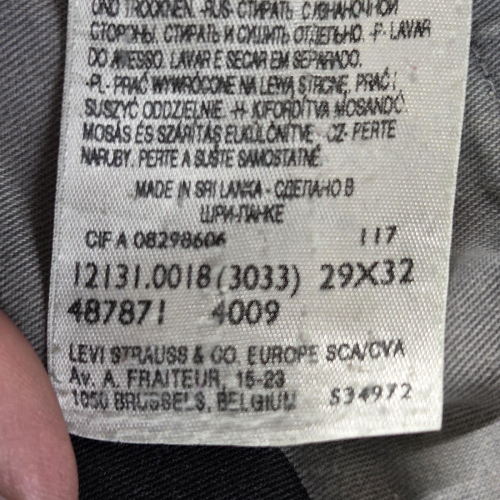 Vintage Levis Engineered Jeans Mens 29×32 Blue Twisted Medium Wash