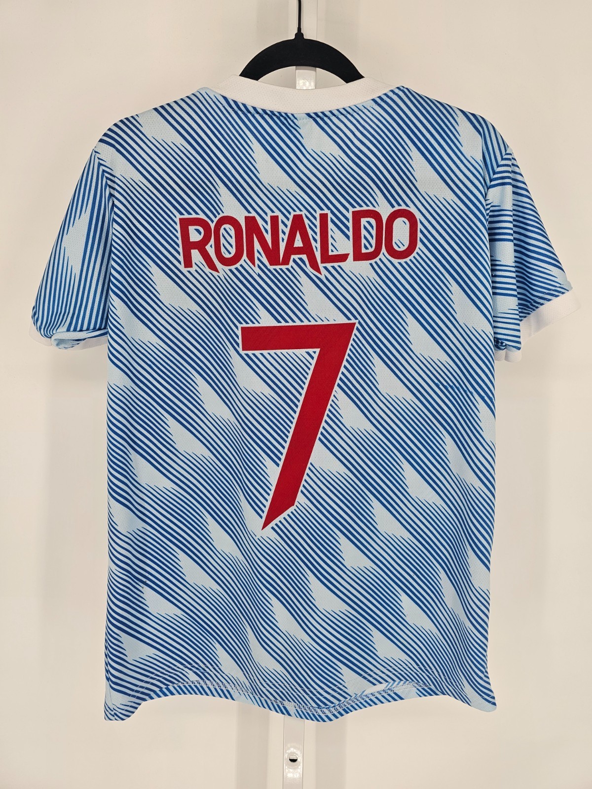 Manchester United 21/22 Away Jersey Men’s Size Small Blue Ronaldo #7