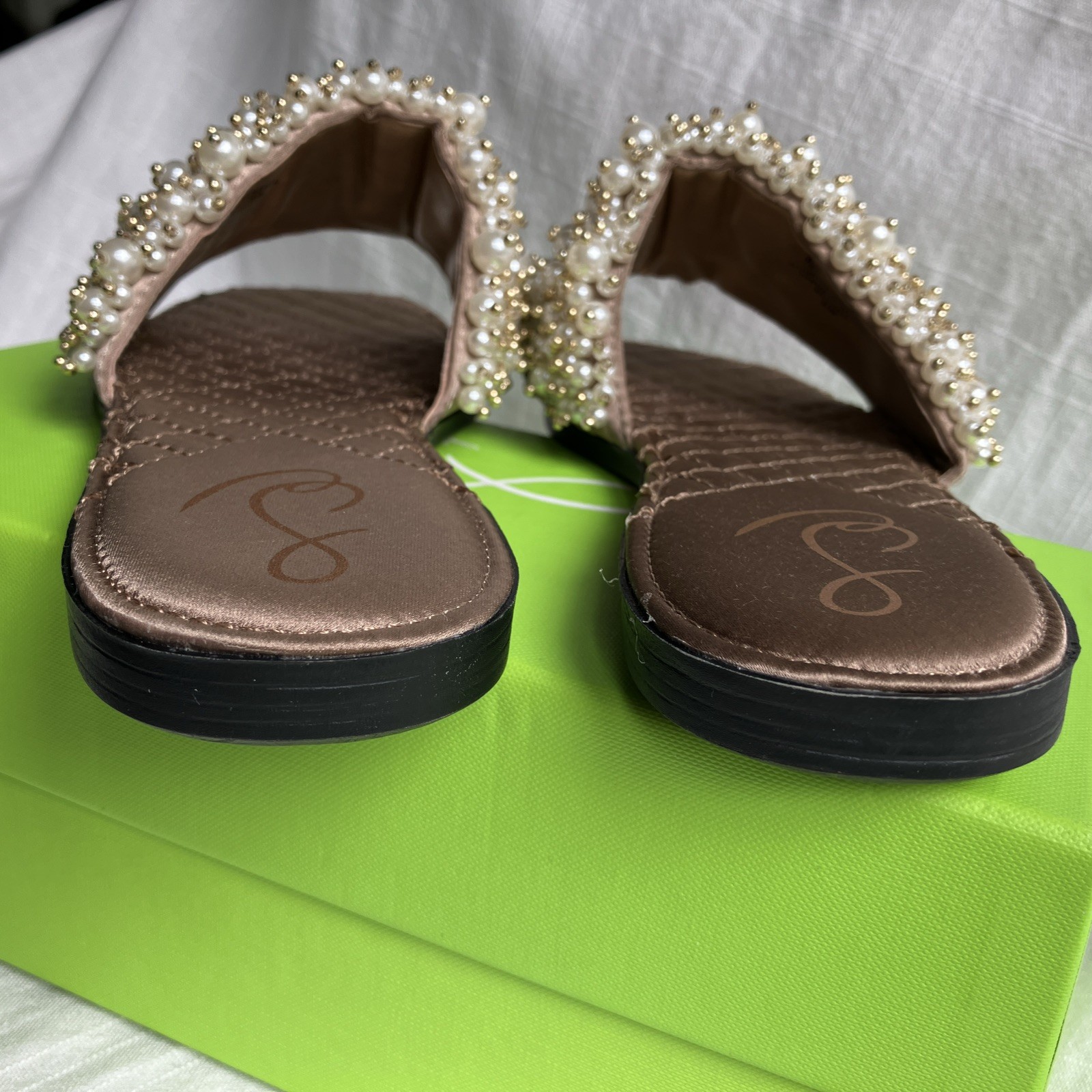 Sam Edelman Toffee Pearl Embellished Quilted Elijah Slide Sandals Size 8 gold