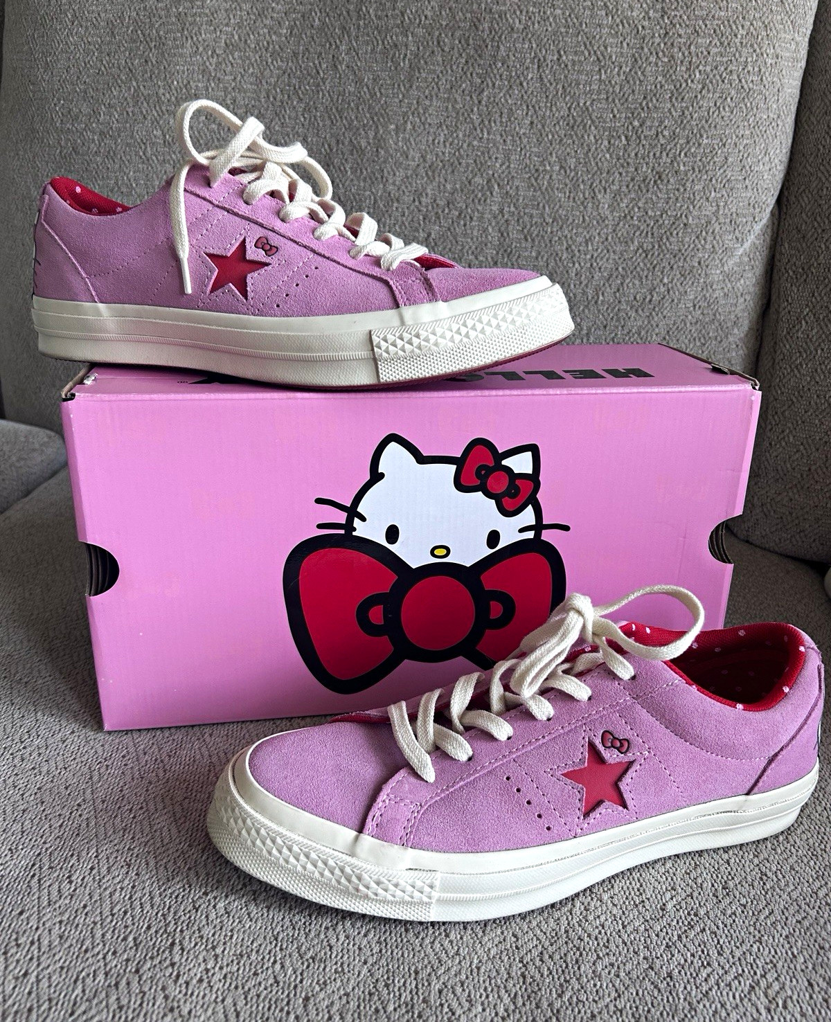 Hello Kitty Converse One Star Suede W9/M7 With Box Limited Edition OX Sneakers
