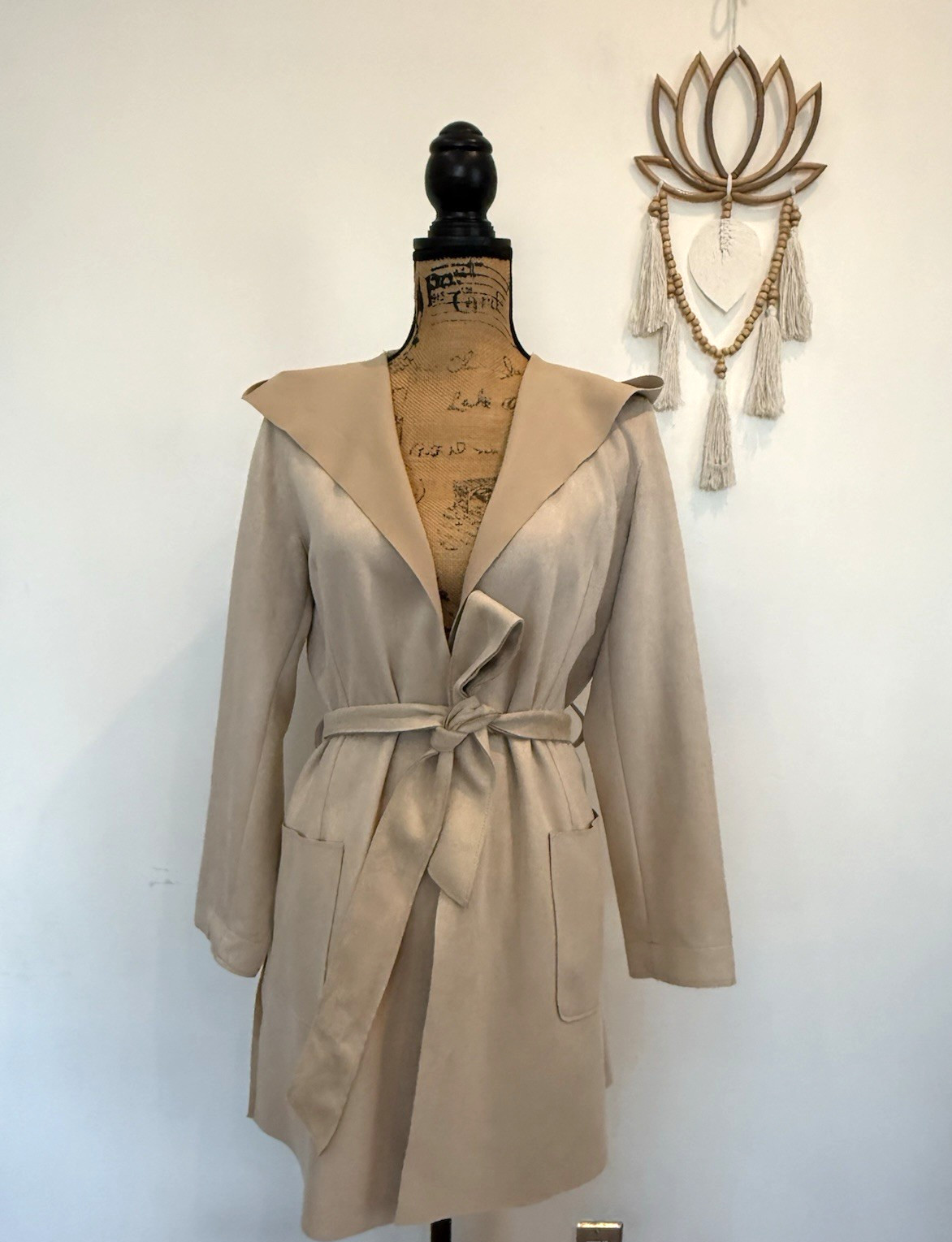 Oatmeal Ecru Belted Open Front Hooded Mid Length Faux Suede Jacket w/ Pockets Sm