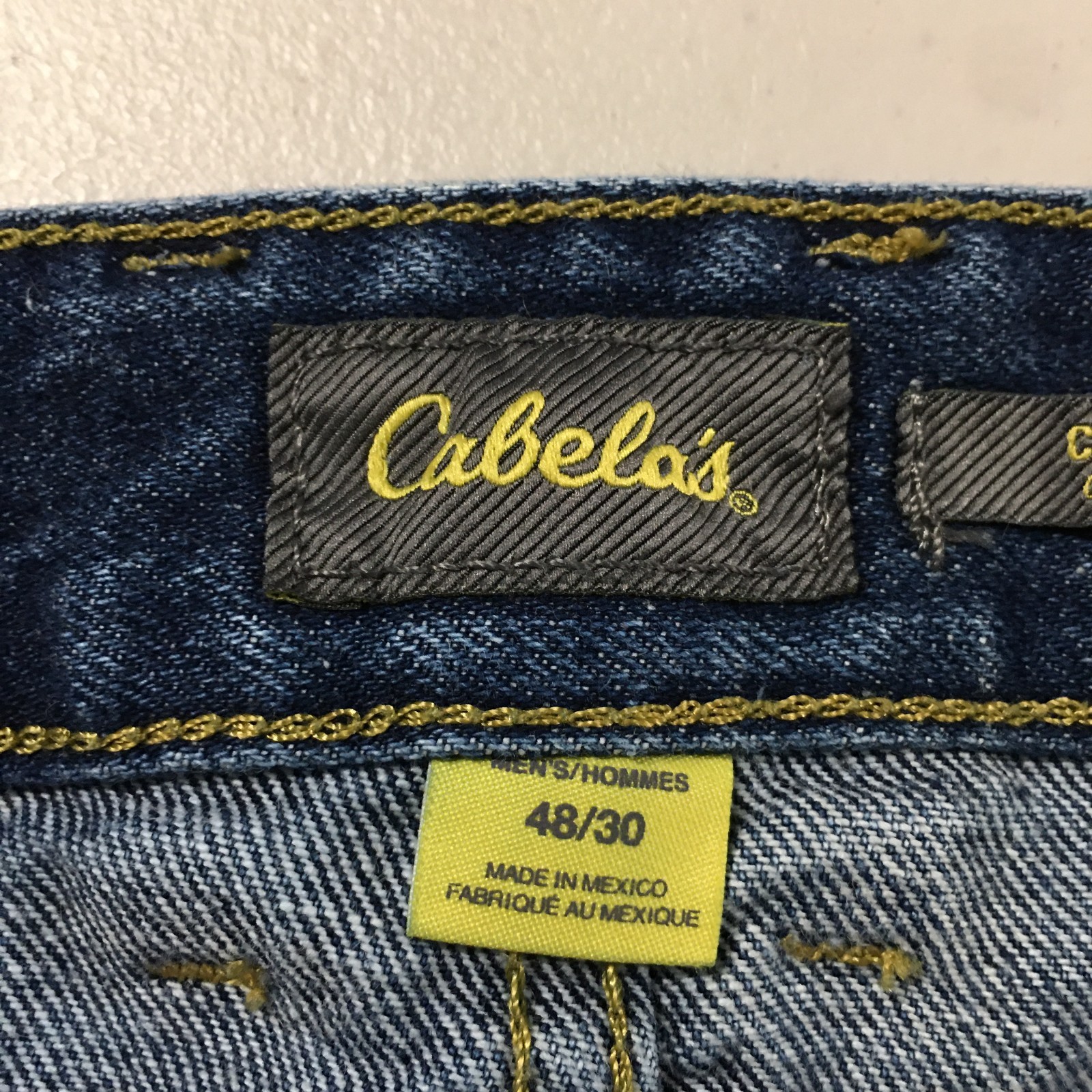 Cabelas Classic Fit Straight Jeans Mens 48/30 (actual 49×28) Blue Denim Mid Rise