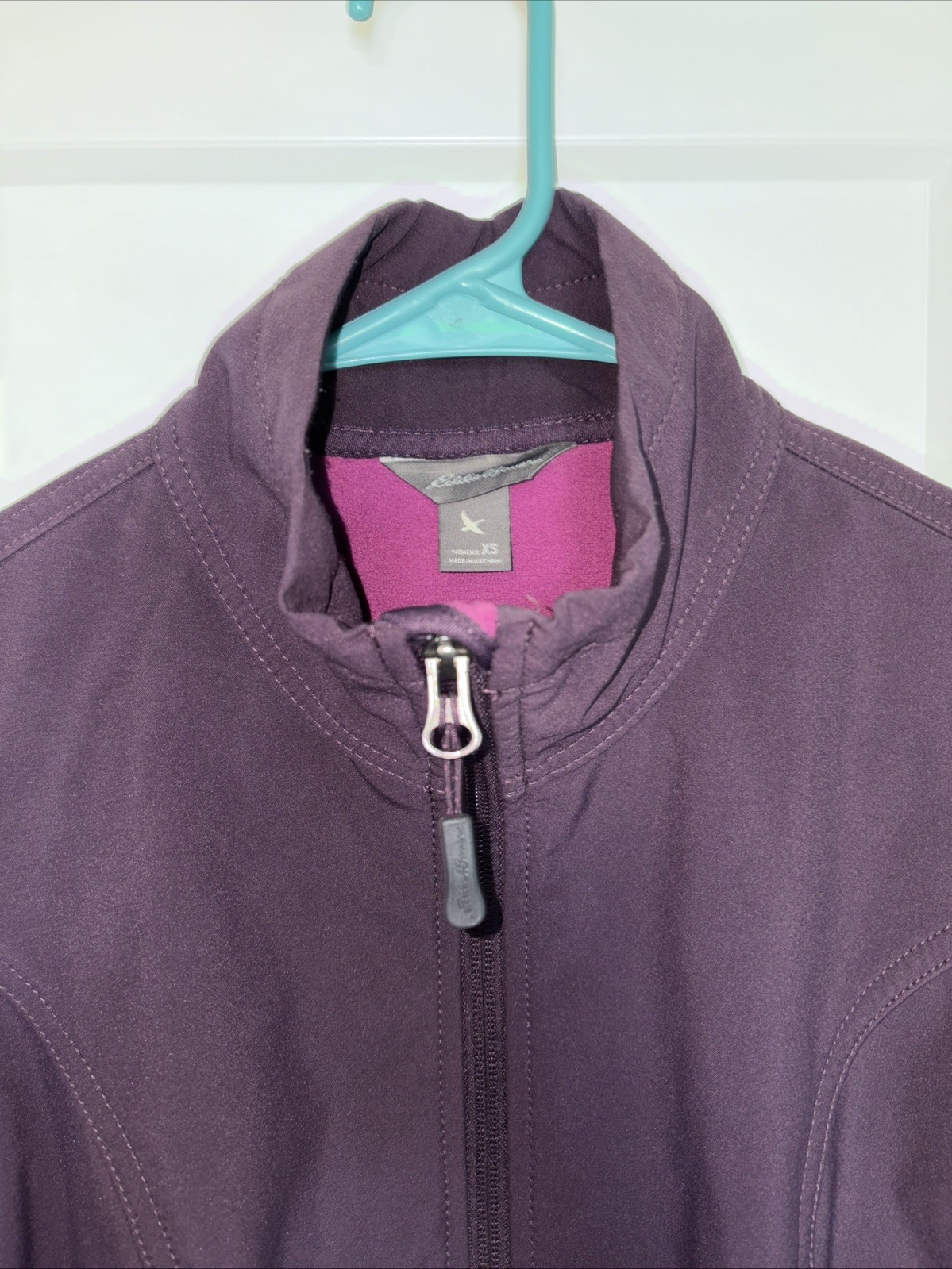 Eddie Bauer Women Softshell Zip Fleece Lined Jacket Sz XS Purple Water Resistant
