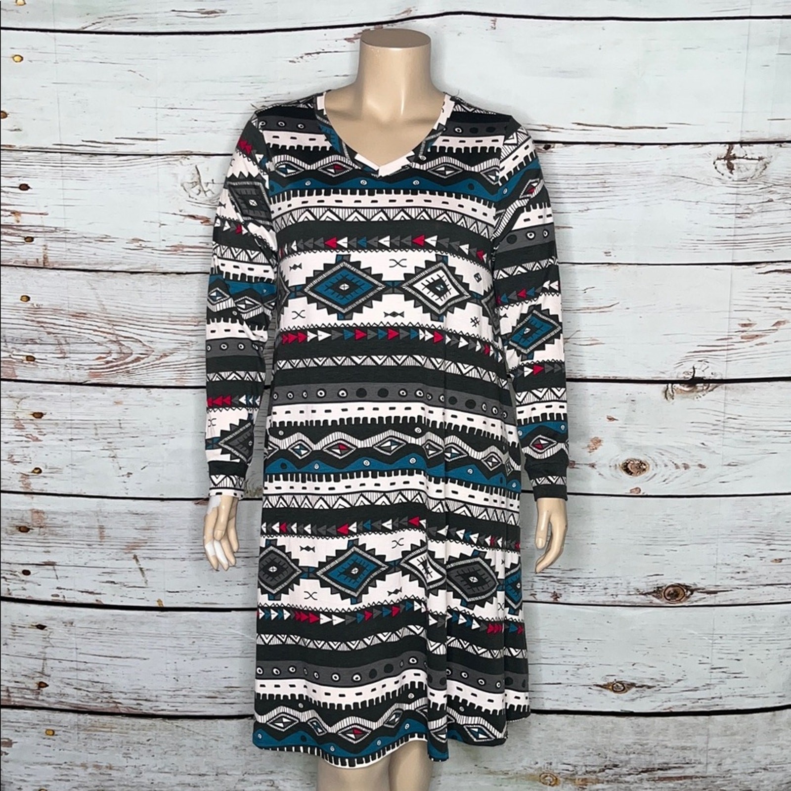 LuLaRoe NWT Size XL Gray & Blue Aztec Print Emily Swing Dress w/ Pockets