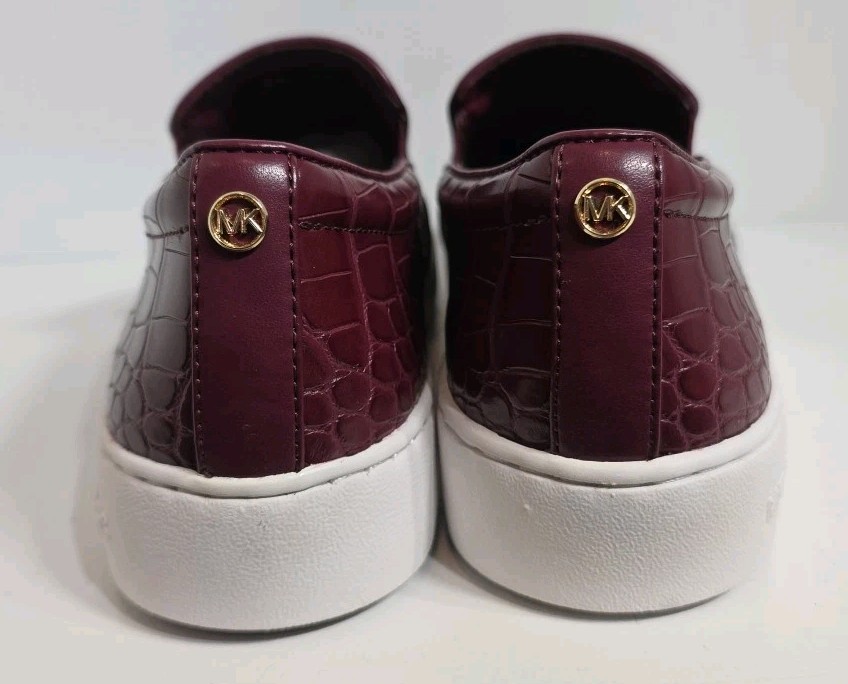 MICHAEL KORS KEATON Slip On Sneaker Crocodile Embossed Burgundy Women’s 9M EUC