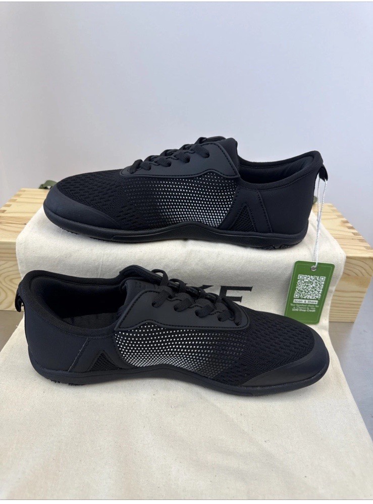 NWT Hike Footwear Stride Black Barefoot Sneaker Unisex Size EU41 W10-10.5 M8-8.5