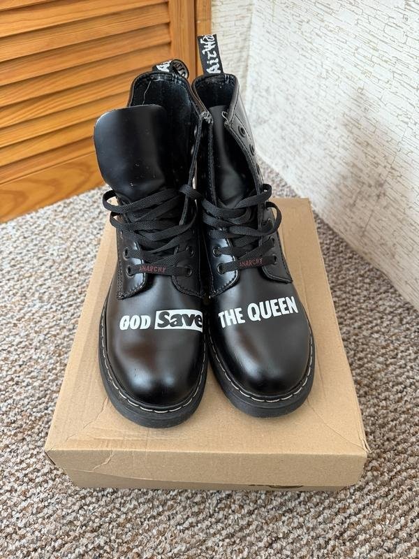 Women Dr. Martens Boots Black 40 #NR2C