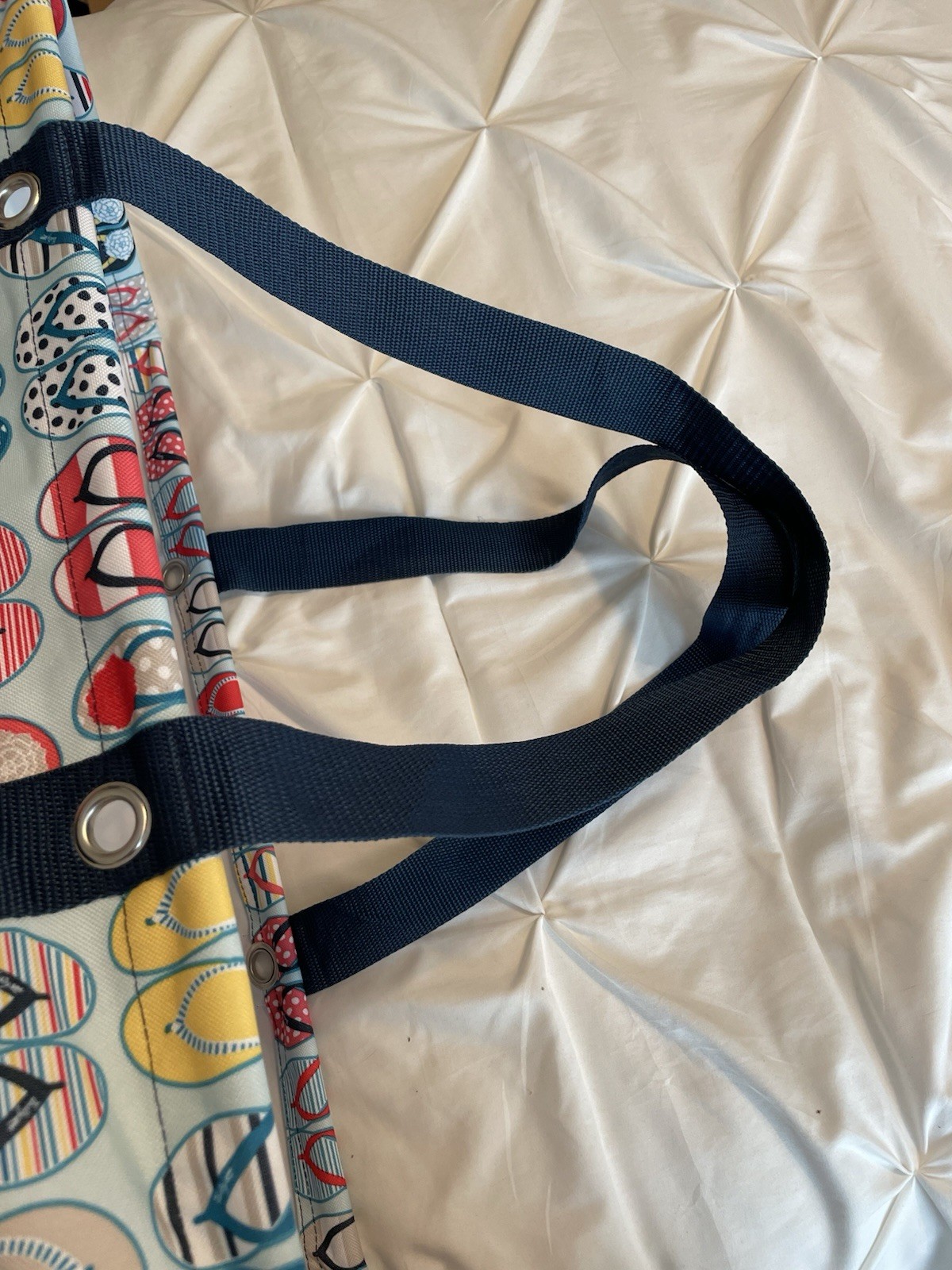 THIRTY ONE Flip Flop Fun Large Utility Tote Bag Blue Collapsible 22″ x 10″ x 10″