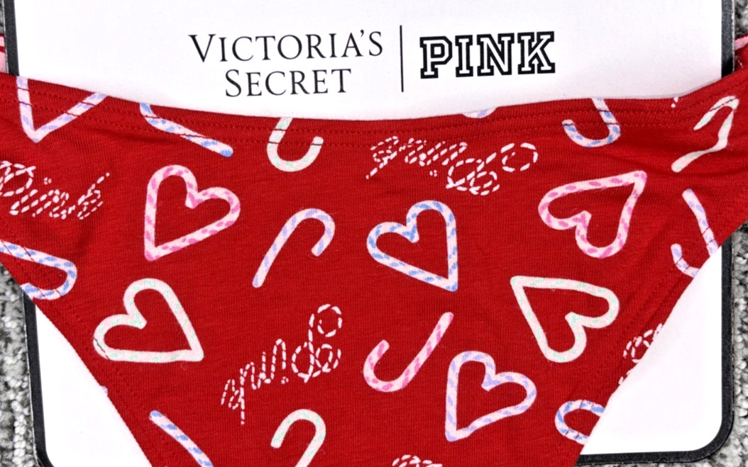 Victoria’s Secret PINK NWT Medium Red Heart Logo Print Thong Panty Cute Spellout