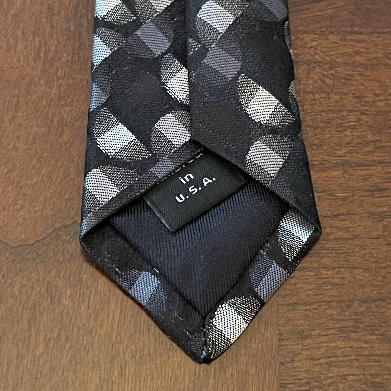 Vintage Murano Black Hand Made 100% Silk Men’s Neck Tie Made In USA