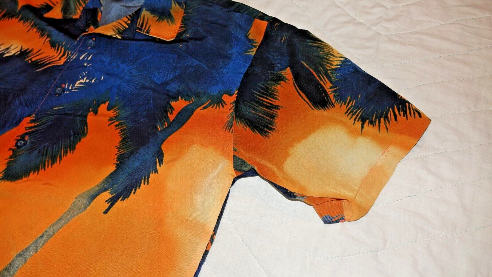 ODO Hawaiian Shirt Men’s Size L Large Loud Blue Orange Ocean Sunset Palm Trees