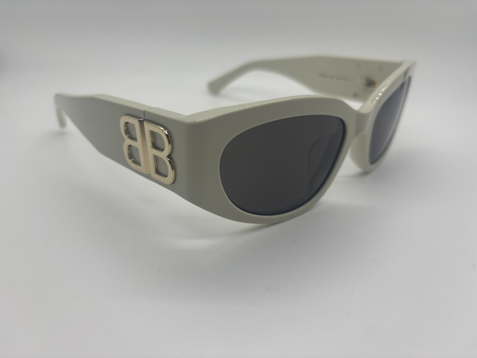 NEW Balenciaga BB0324SK 009 Ivory Sunglasses 55-19-125mm NO CASE
