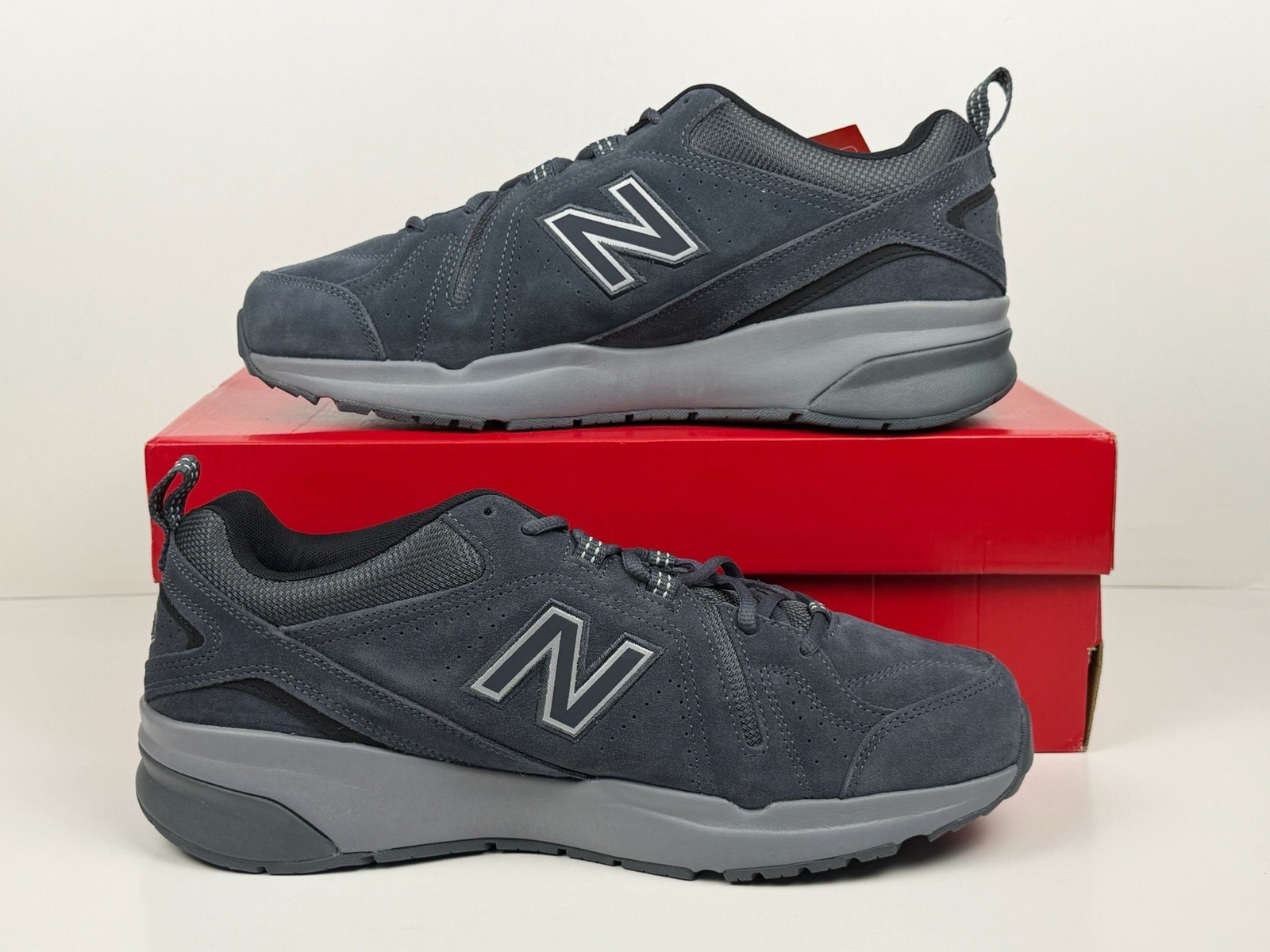 New Balance 608v5 Training Shoes Men’s Size 9.5 4E Wide Black/Grey MX608DG5
