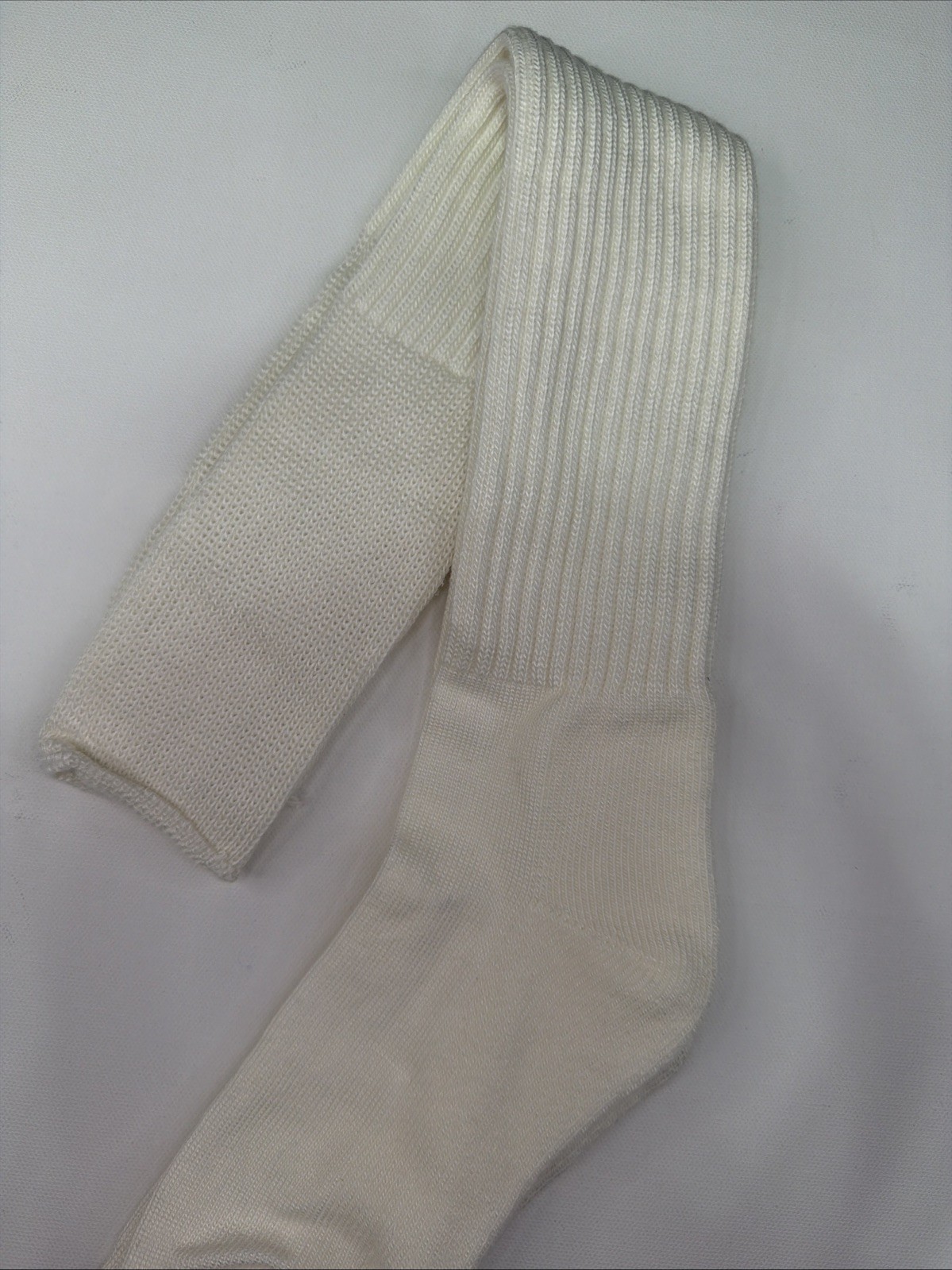 VTG Socks 9-11 26″ White Thick Acrylic 80s 90s USA Made Comfortable Sports