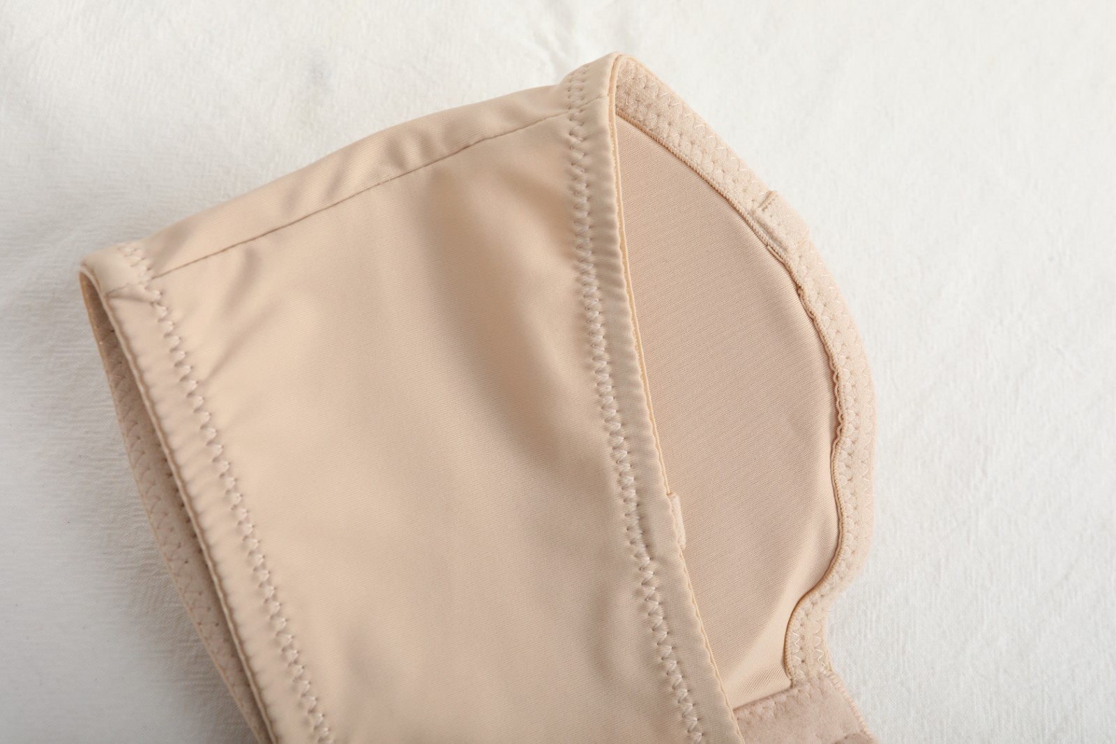 3 Pack Strapless Front Hook Bra Wireless Anti Slip Removable Pads Bandeau Bra