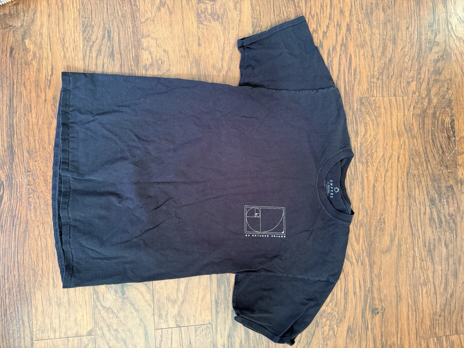 Empyre Men’s Black Graphic Print Crew Neck Short Sleeve Logo T-Shirt, Size L