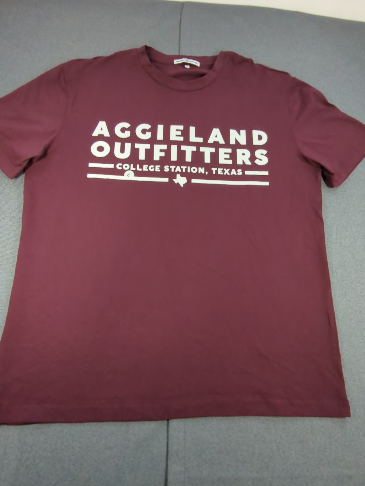 Collegiate Outfitters Aggieland Outfitters T-shirt Maroon Men’s Large SS NWOT