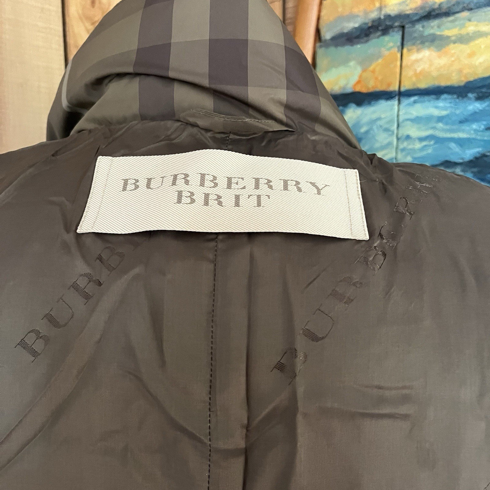 💋 Burberry Brit Puffer sz M, pit to pit 19.5”, sleeve 25”, 30”L 100% goose down