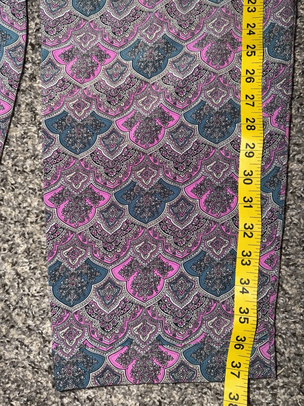 The Limited Womens Size 16 Ankle Pants Pink Teal Medallion Paisley Print Career