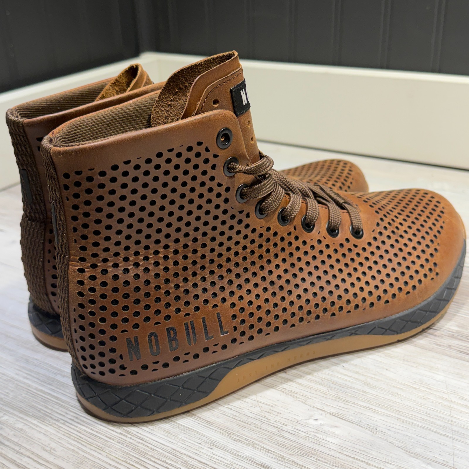 NOBULL High-Top Trainer Coffee Perforated Leather Brown Gum Sole Mens Size 8