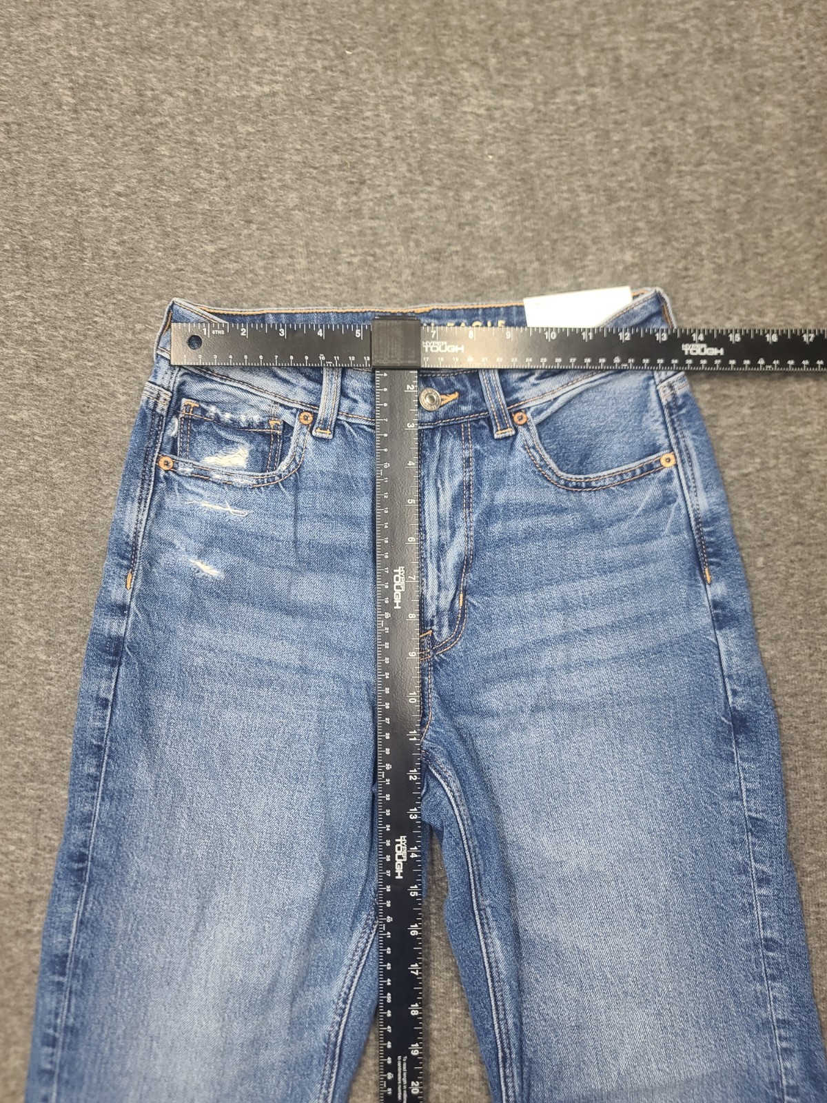 American Eagle Strigid Mom Jeans 6 28W Bright Star High Rise Destructed NWT