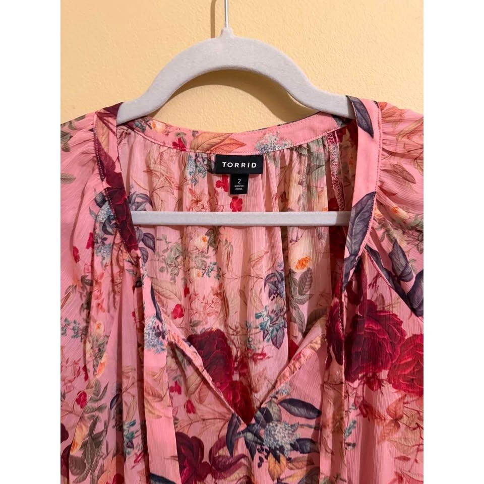 Torrid Pink Floral Georgette Tie Neck Blouse Long Sleeve Top Womens Plus Size 2