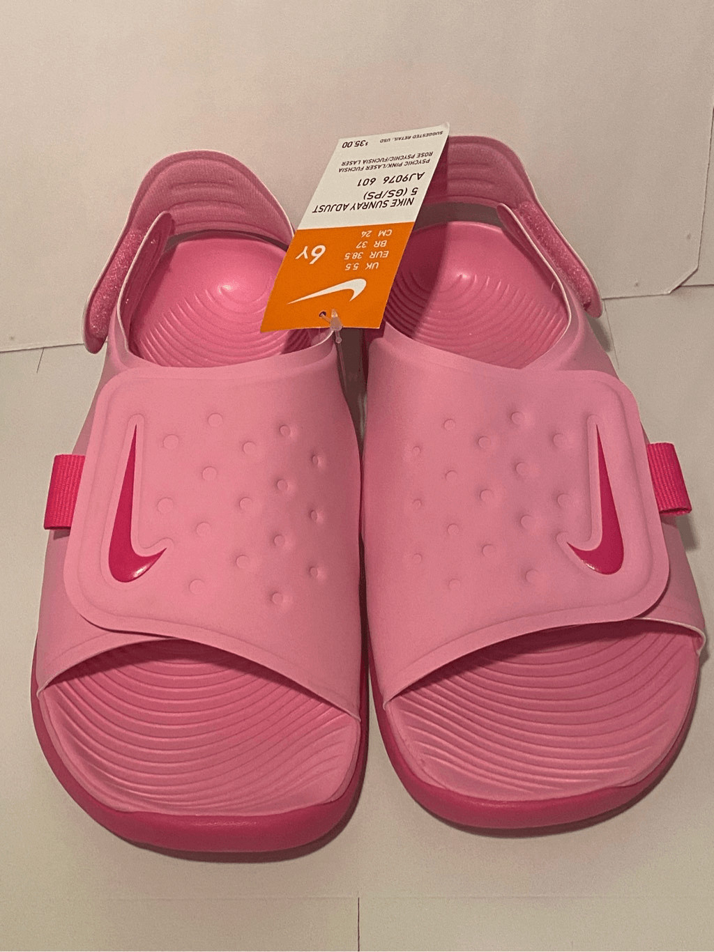 NIKE SUNRAY SIZE 6Y Adjust 5 Open Toe Sandals with Hook & Loop Closure