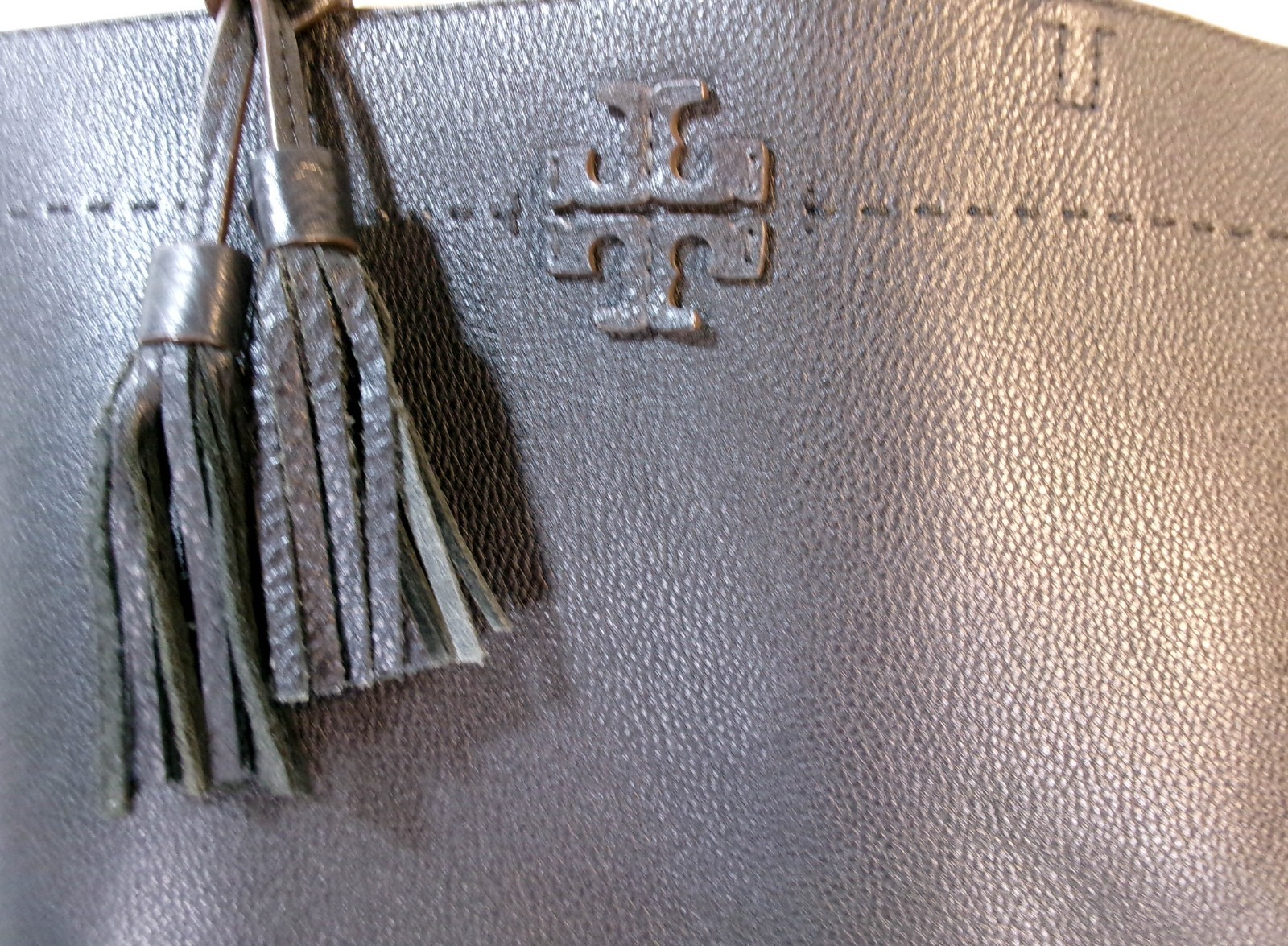 Tory Burch McGraw Pebbled Leather Large Tote with Logo and Tassel In Black