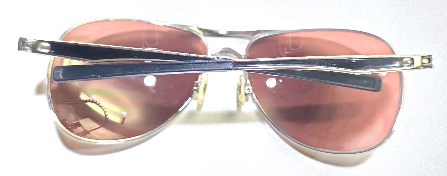 Oakley Aviator Plaintiff Polished Chrome/Black OO4057-06 Sunglasses Scratches