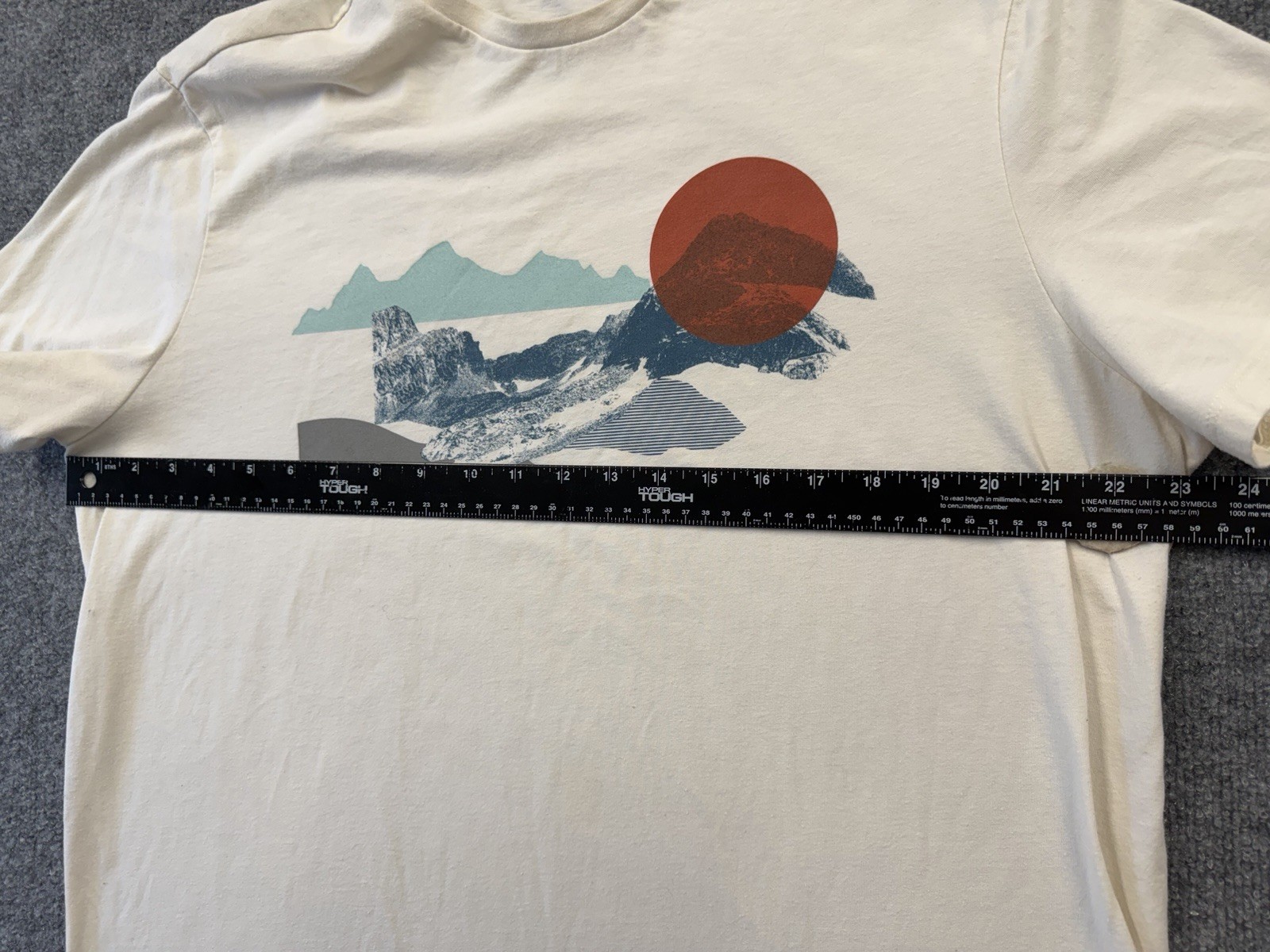 Goodfellow Men’s Ivory Mountain Scene with Sun XL