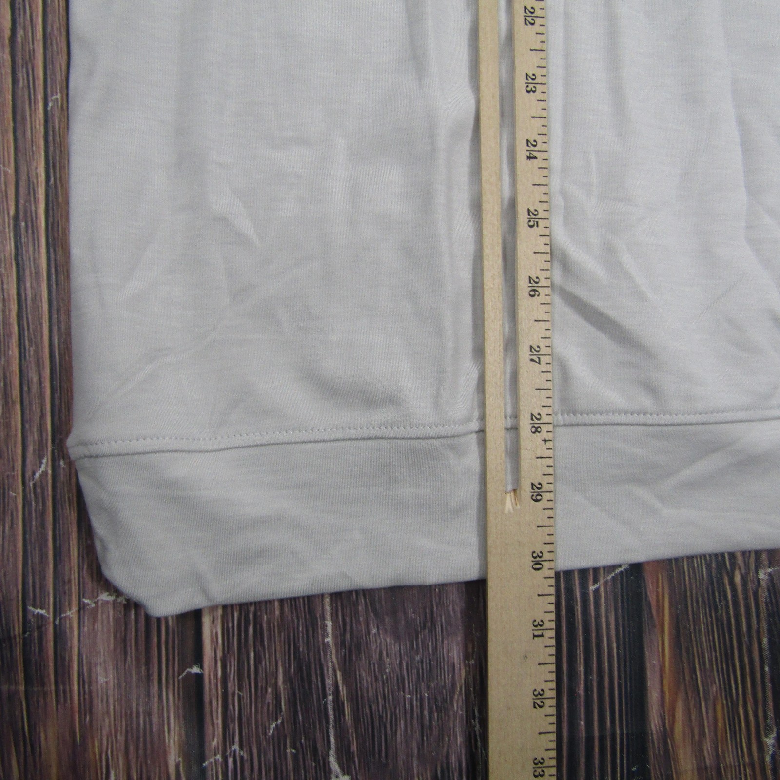 Cozy Earth Sweatshirt Mens 2XL Gray Pullover Lightweight Breathable Logo