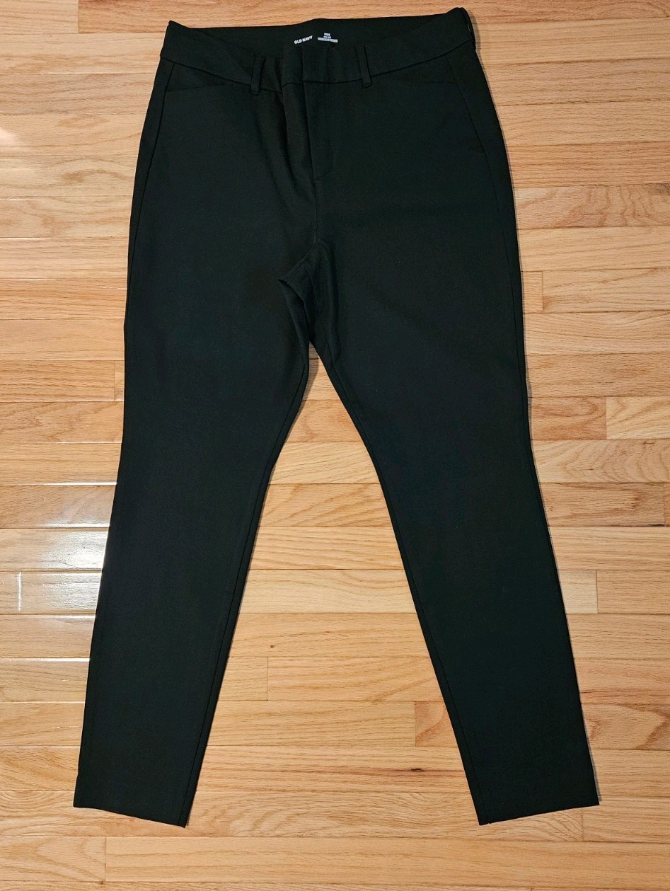 Old Navy Pixie Pants Women’s Size 14 Black Slim Fit Stretch Ankle Career