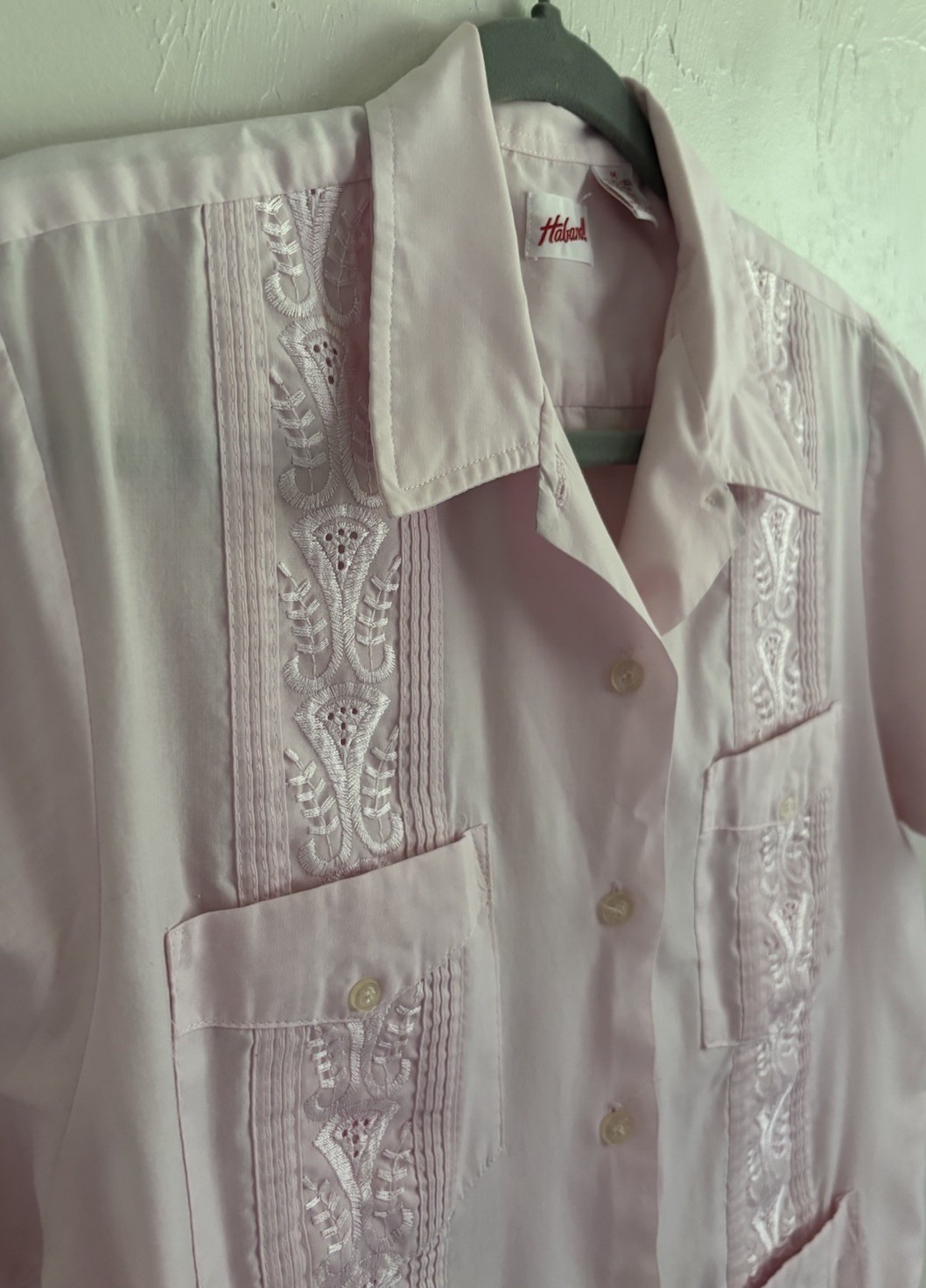 Vintage ’80s Haband! Pink Guayabera Embroidered Mexican Button-Up Shirt Size M