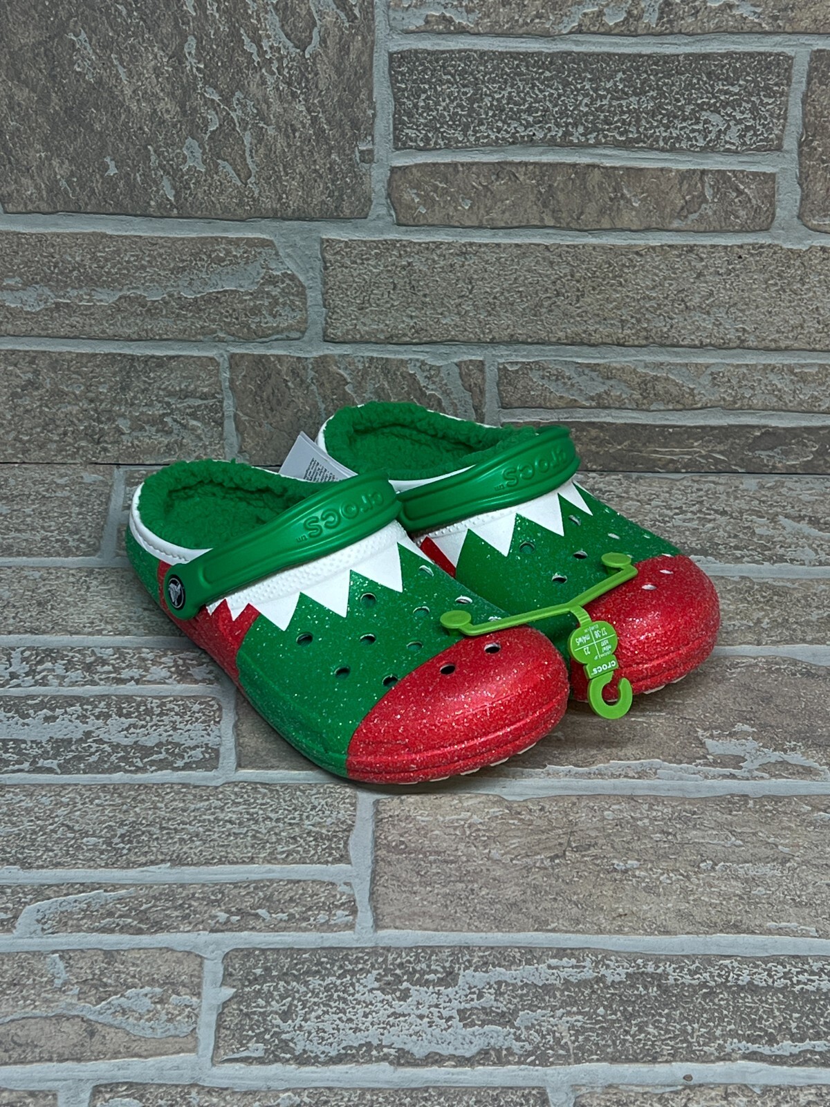 Crocs Classic Lined Holiday Christmas Elf Fur Lined Clogs Shoes Size M5/W7 NWT