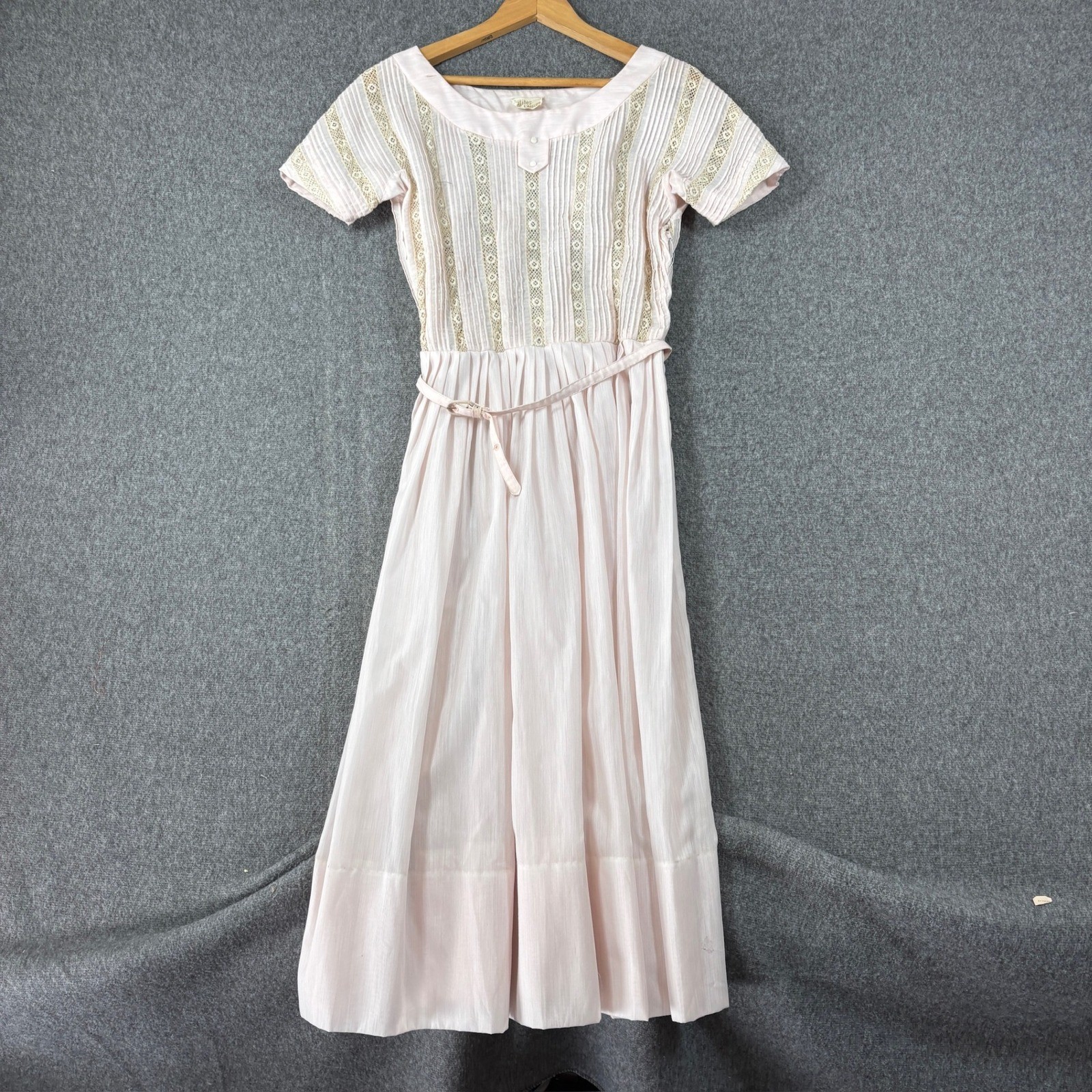 Vintage 50s L’Aiglon Petites Pink Lace Pleated Midi Dress Womens Small