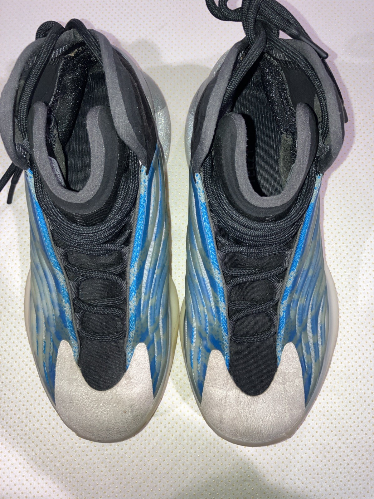 Adidas Yeezy Quantum Frozen Blue Size 8