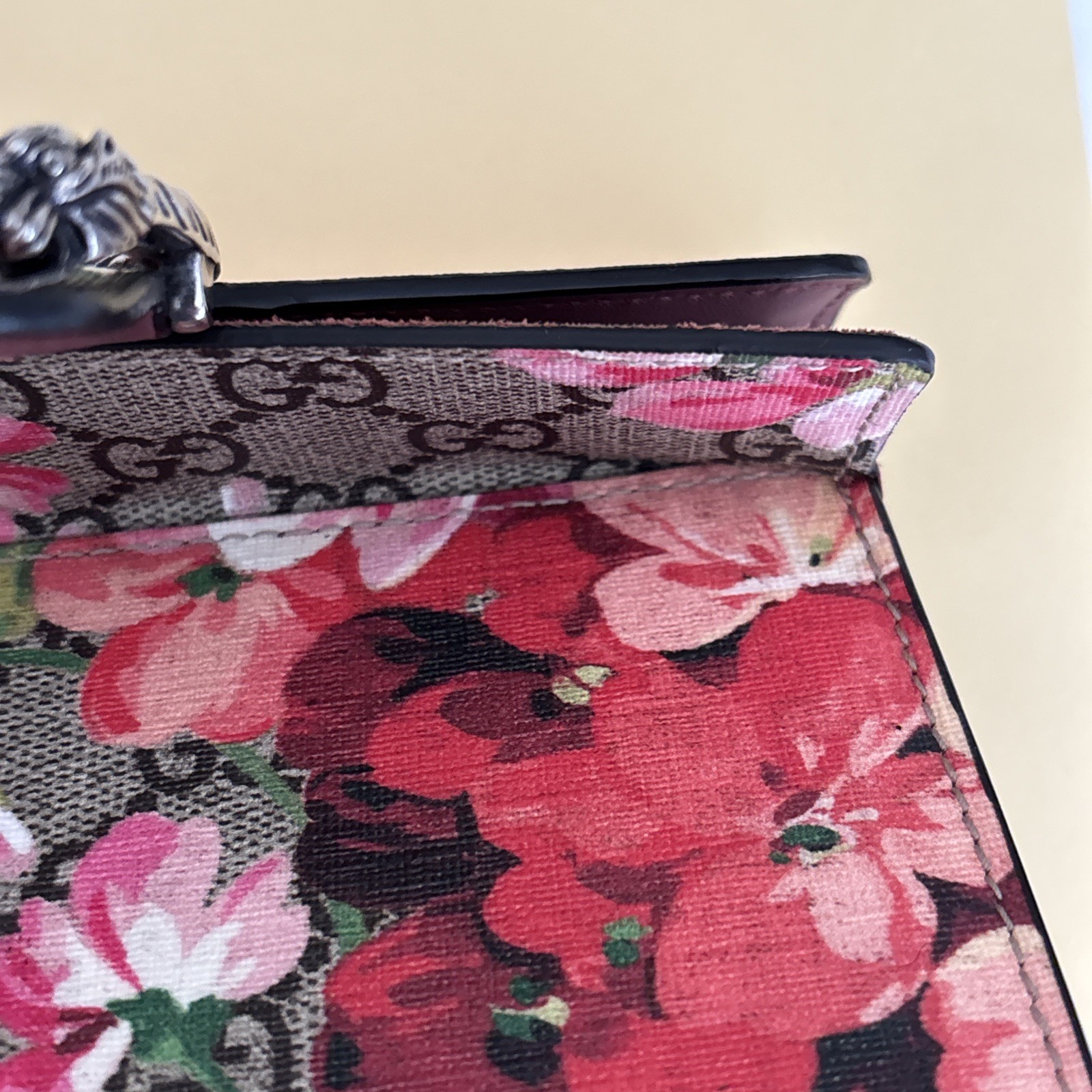 Gucci GG Supreme Monogram Blooms Mini Dionysus Shoulder Bag