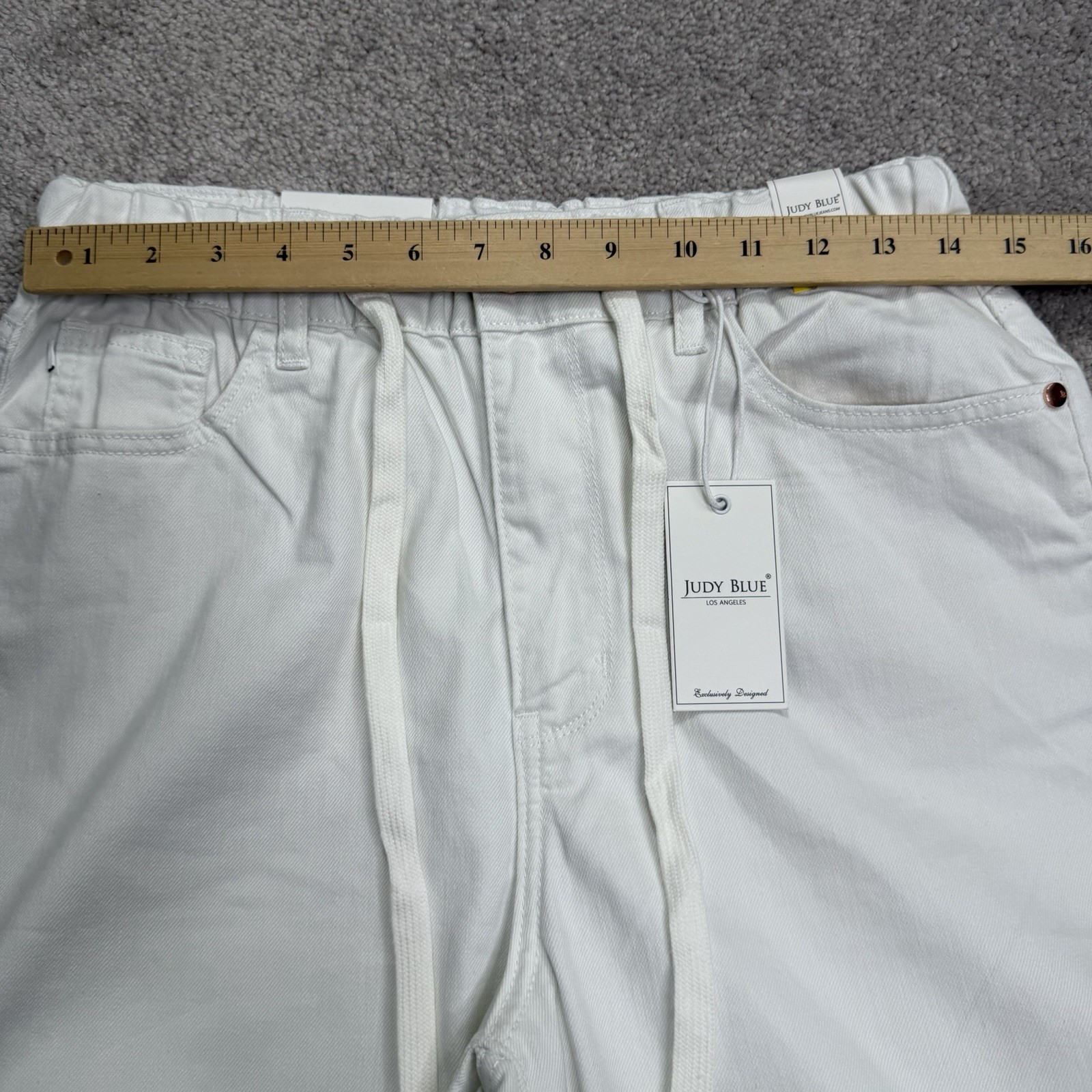 Judy Blue Jeans 5/27 Short White Palazzo Fit Wide Leg Drawstring Stretch NWT