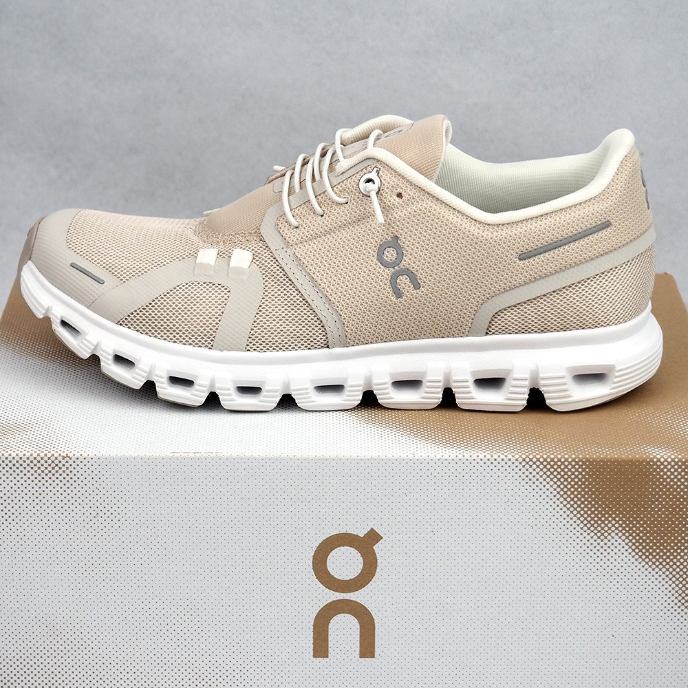 On Cloud 6 Sneakers Pearl/White Women’s Running Shoes Size 6-9.5 New in Box