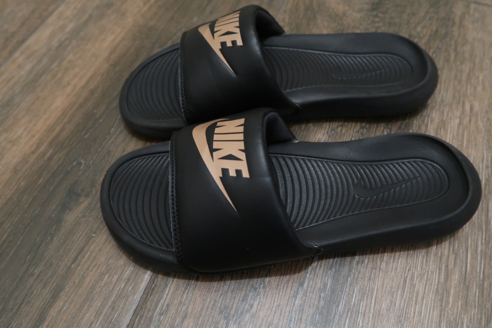 Nike Slide Sandal Black Size US 7