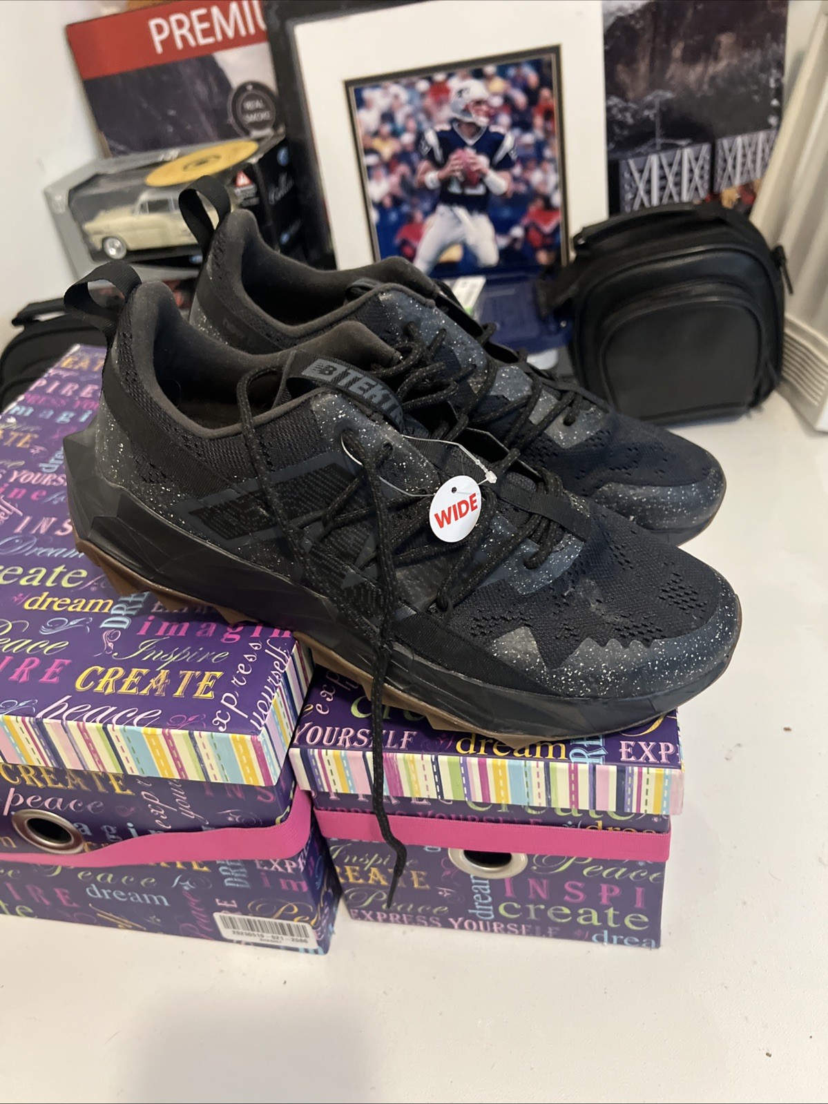 New Balance Tektrel Trail – Black / Phantom / Magnet Men’s US Sz 9.5 2E MTTTRCK1